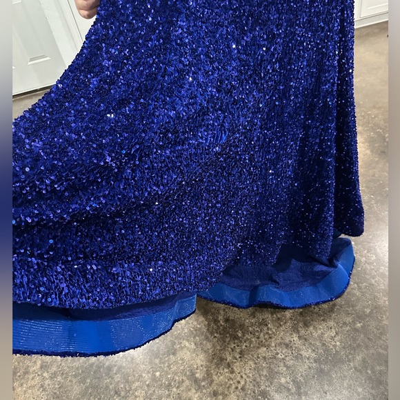 New Sequin Velvet Strapless Formal Dress - Sherri Hill #2959 - Picture 14 of 15